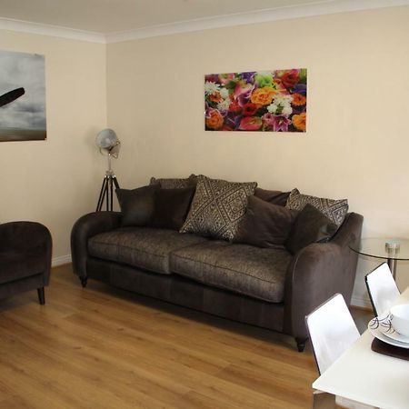 City Centre Apartment With Riverside Walks And Free Parking C20Si York Extérieur photo