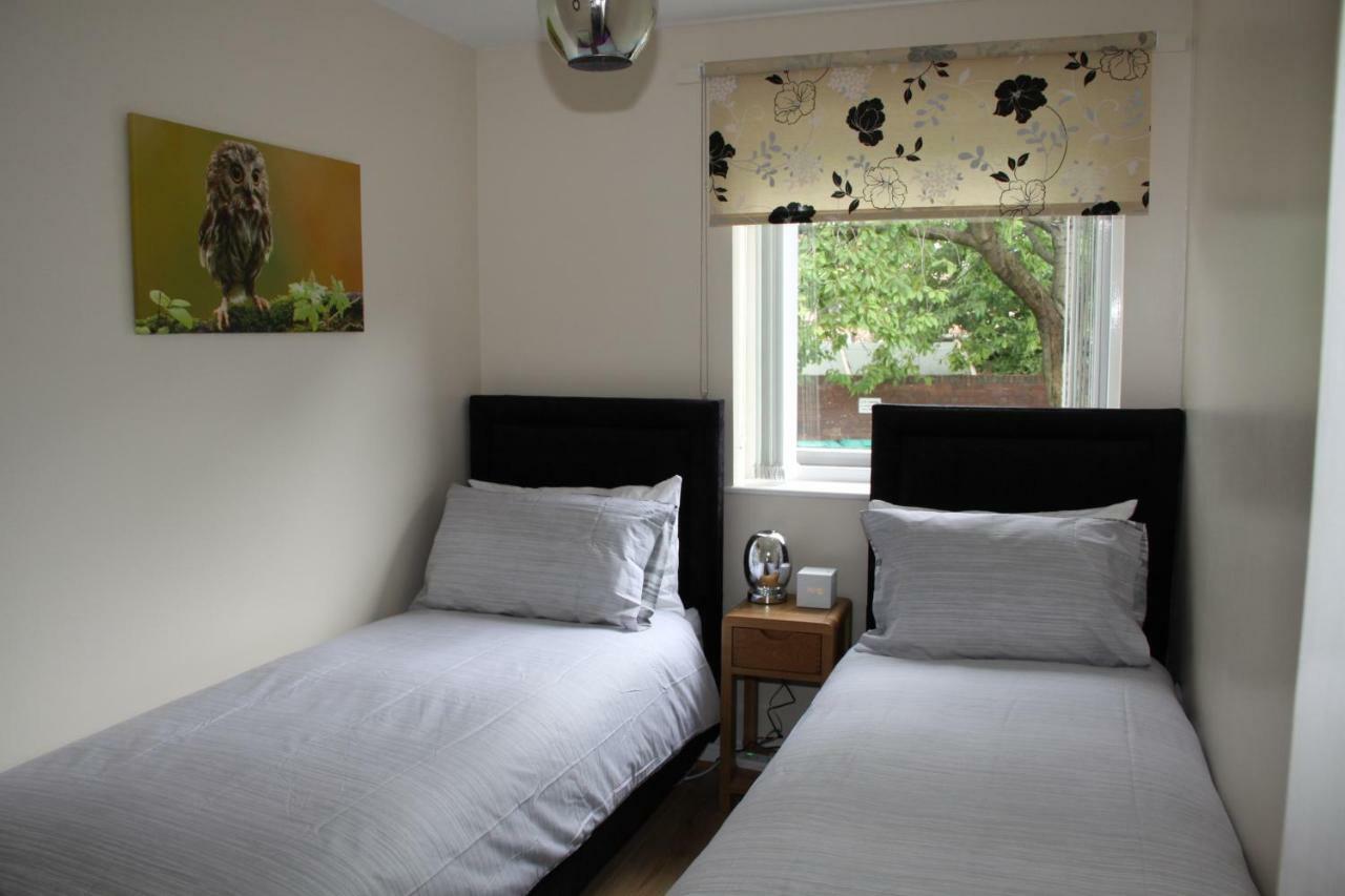 City Centre Apartment With Riverside Walks And Free Parking C20Si York Extérieur photo